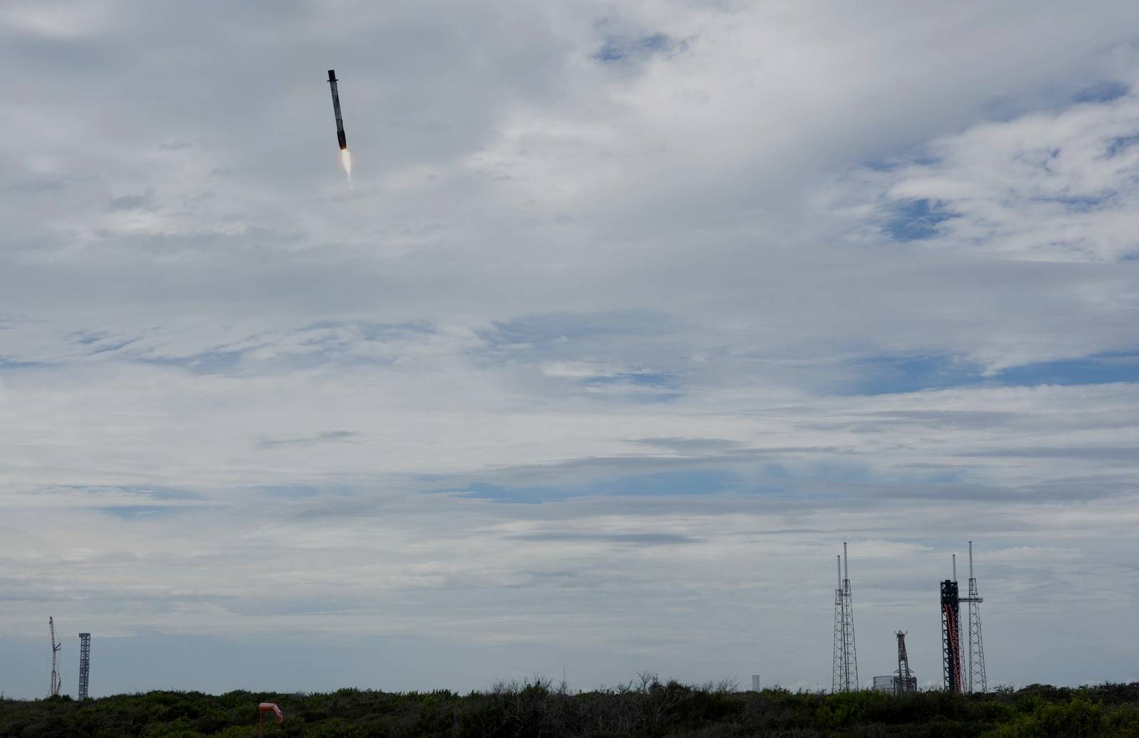 Falcon 9 first stage landing after Crew-13, object only