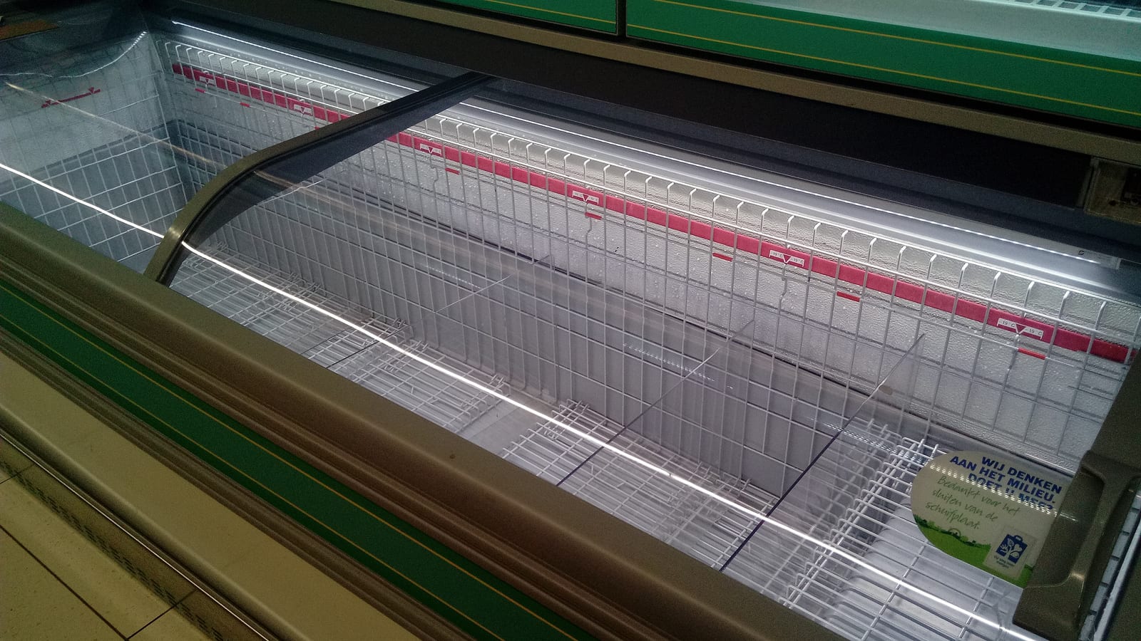 France fridge hack: how 700 supermarkets lost their cold