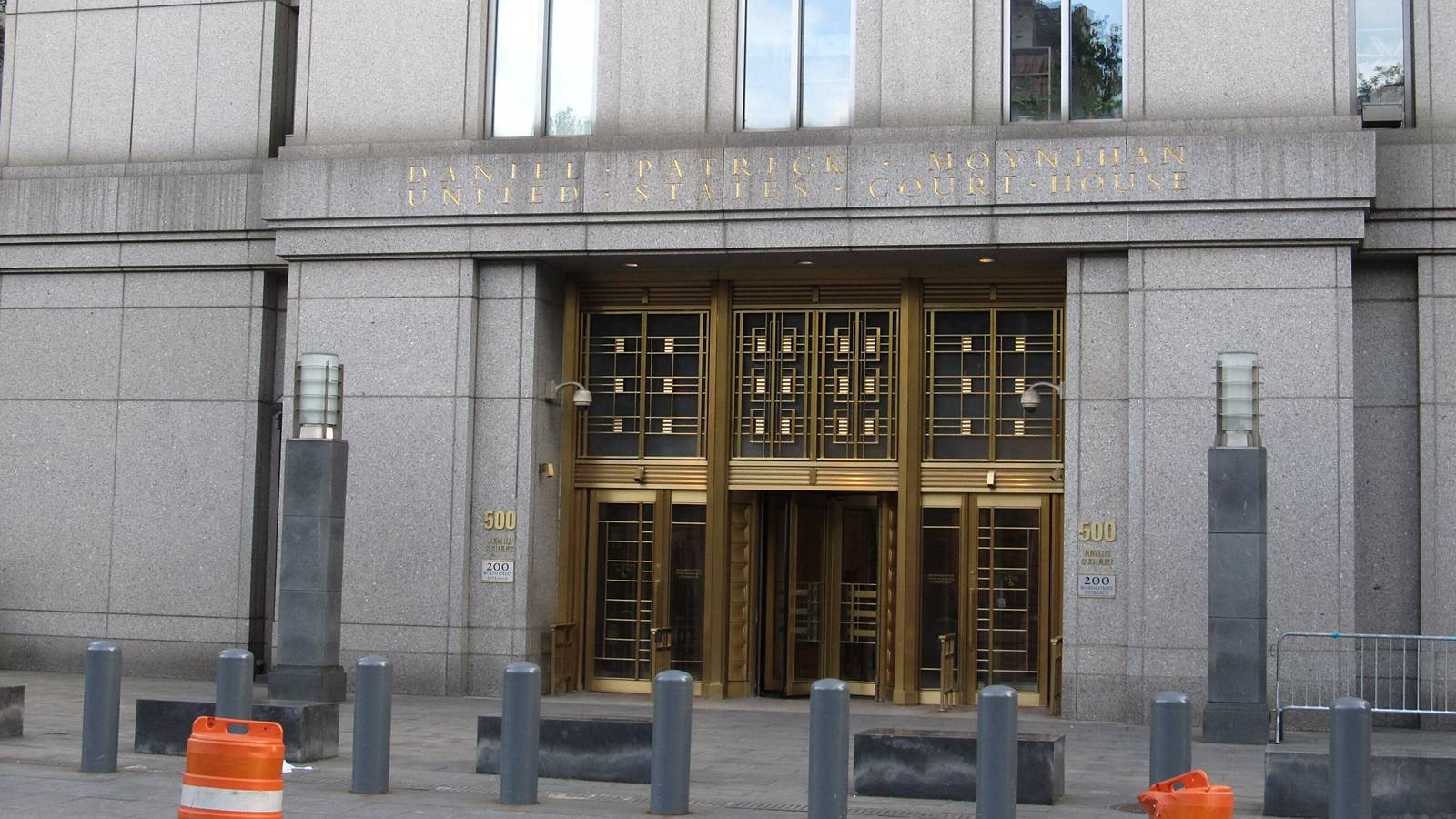 Iranian named as Mabna suspect Amir Barati extradited to the US