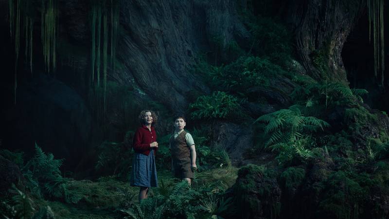 Gerwig's Narnia trailer locks theatres for 12 February