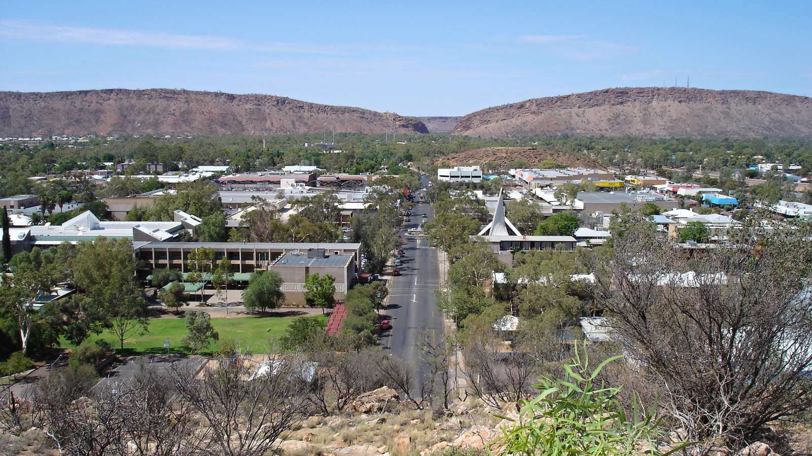 Alice Springs seen from Anzac Hill, with the town spread below the MacDonnell Ranges