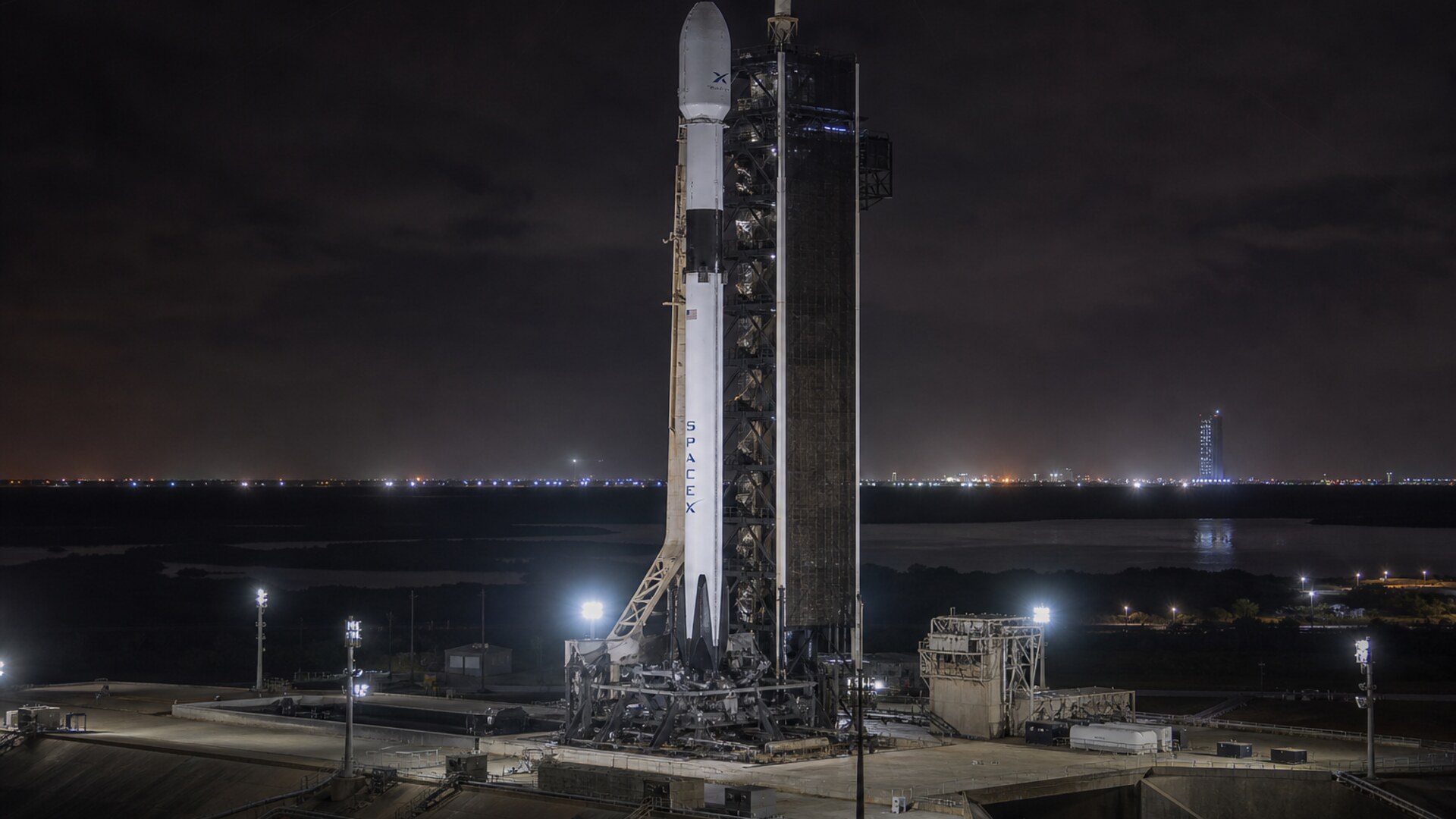 Pad 40 hands Florida Starlink to Starship