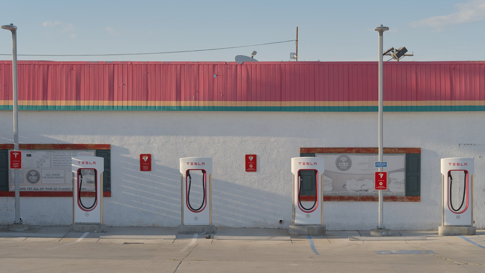 Tesla Q3 explained: merger jitters, robotaxis and cash