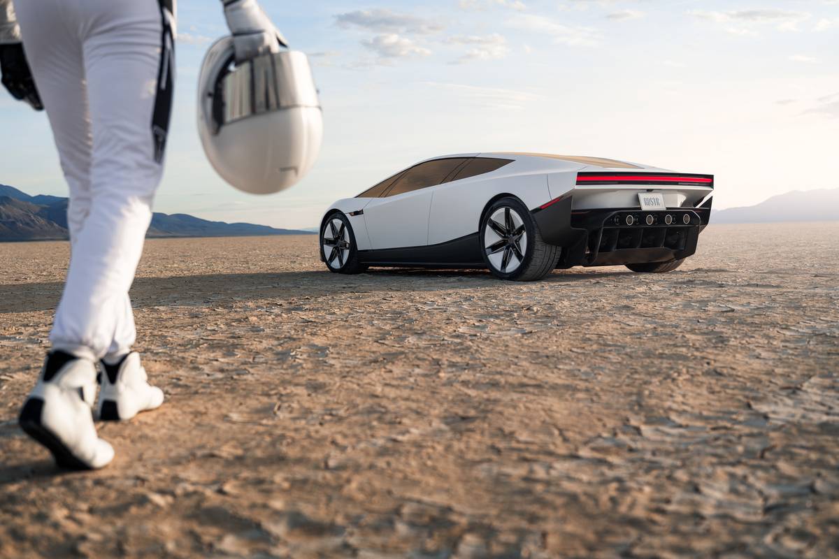 Tesla Roadster specs, trim by trim, vs the 2017 promise