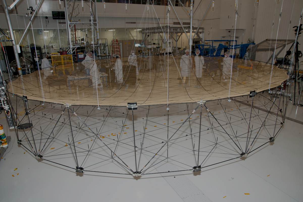 NASA SMAP mesh antenna ground-test hardware